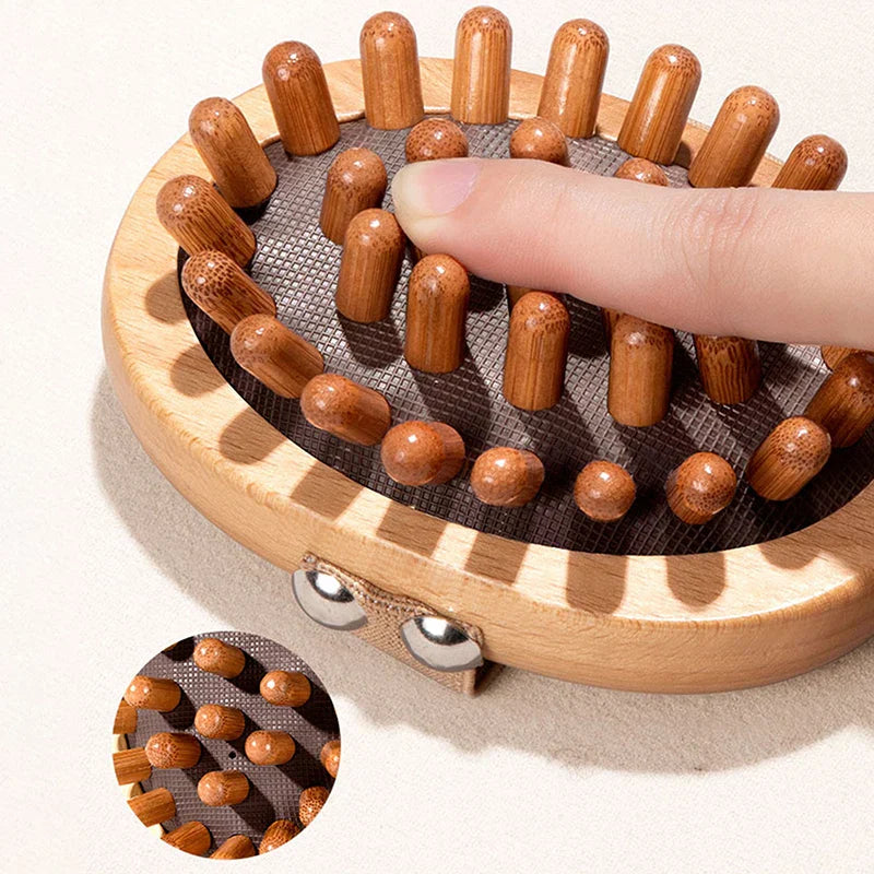 Wooden anti-cellulite and scalp massage brush in brown, two piece set with ergonomic grip — view 4