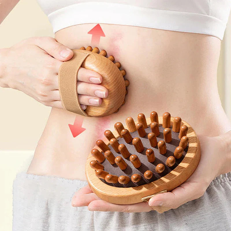 Wooden anti-cellulite and scalp massage brush in brown, two piece set with ergonomic grip — view 2