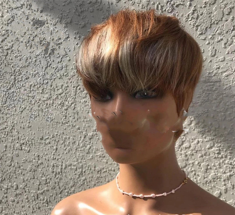 Short women's wig with brown and golden blonde highlights made of synthetic hair — view 3