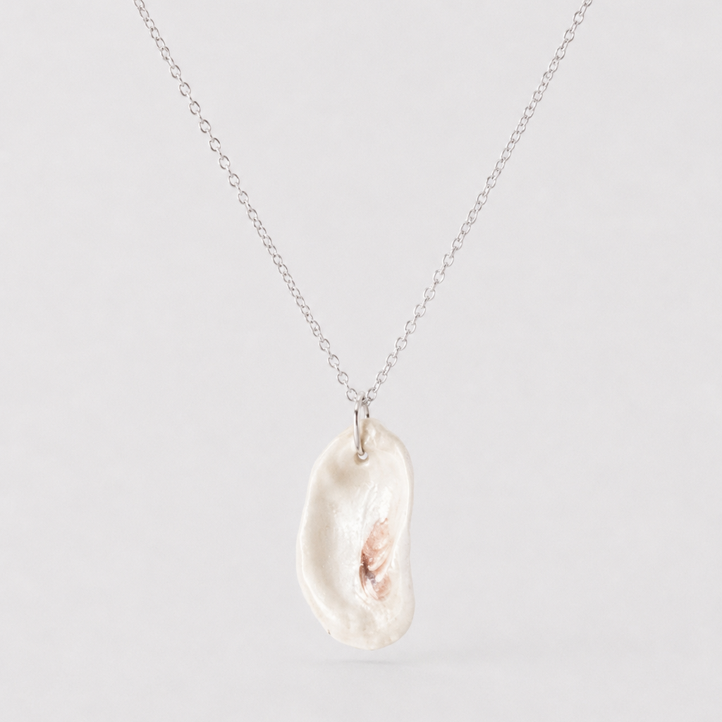 Wren Pendant Necklace-2