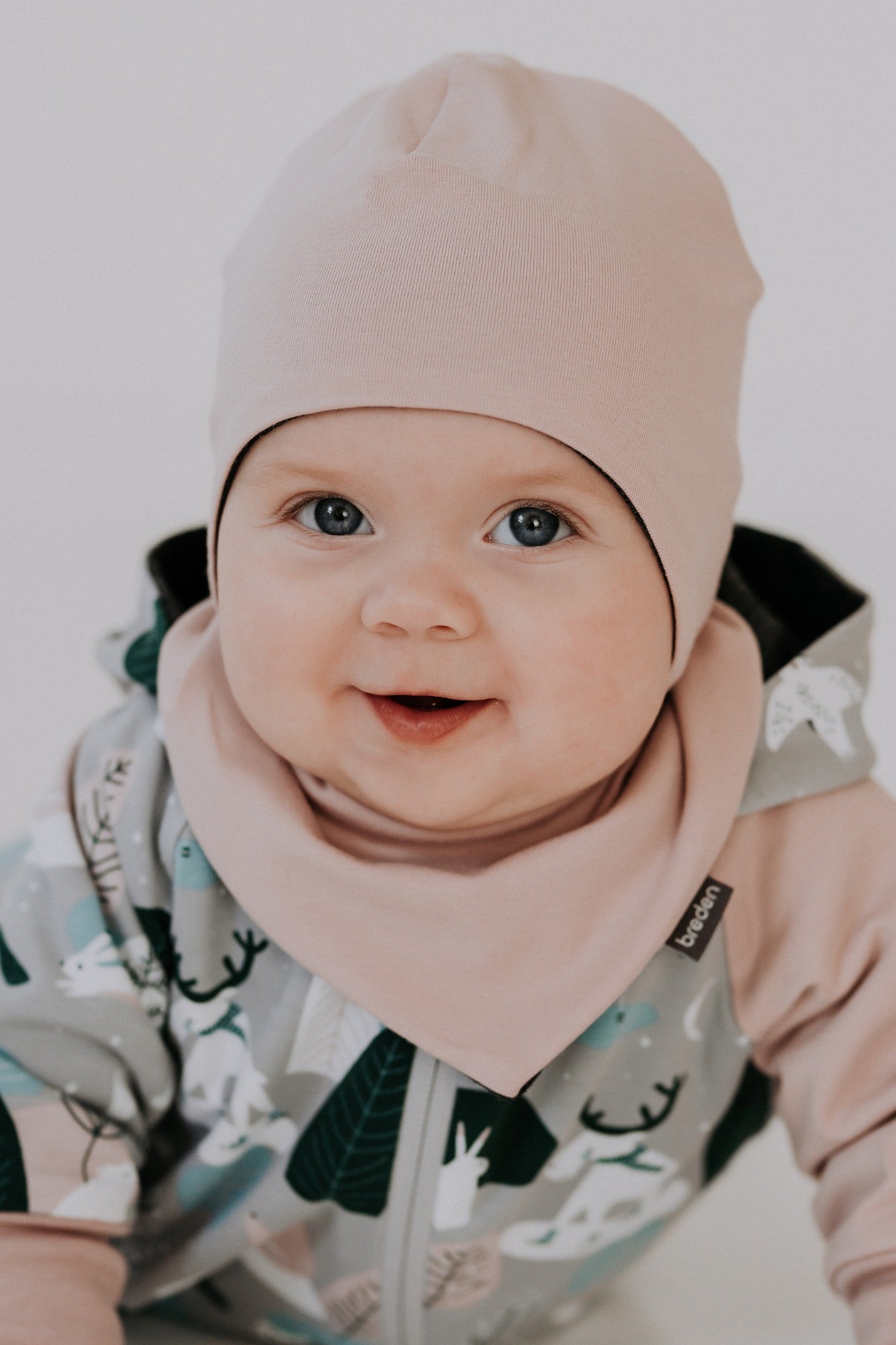 Winter merino baby hat in balaclava style covering the head, ears, and neck. — view 2