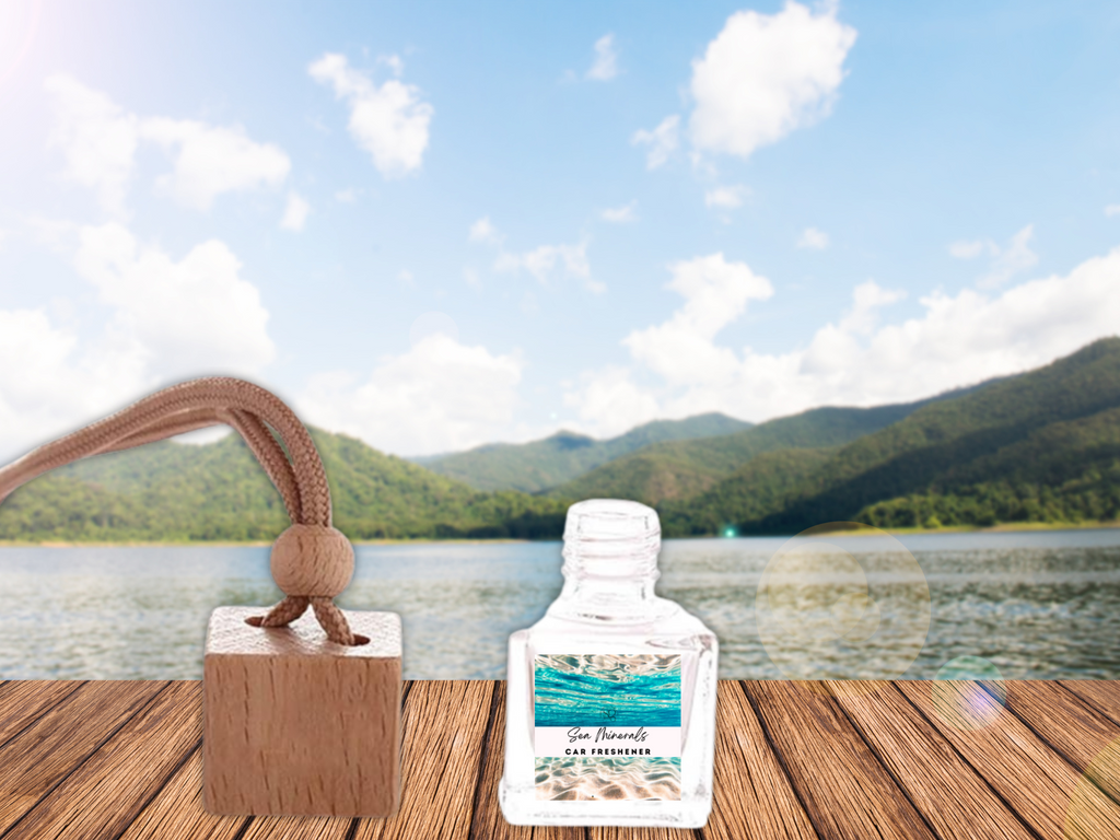 Masculine hanging car freshener glass bottle with wooden cap and hanging rope — view 3