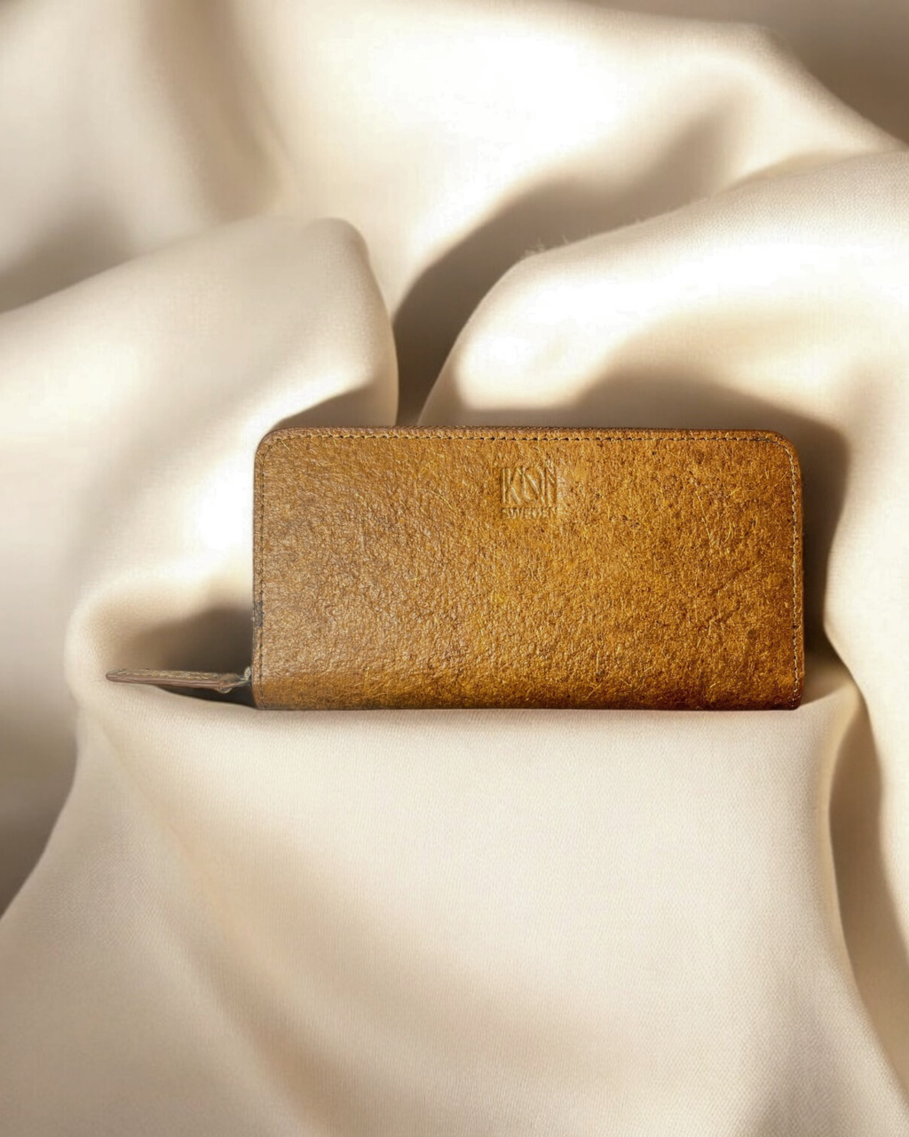 Kochi Long Zip Wallet | Coconut Leather-2