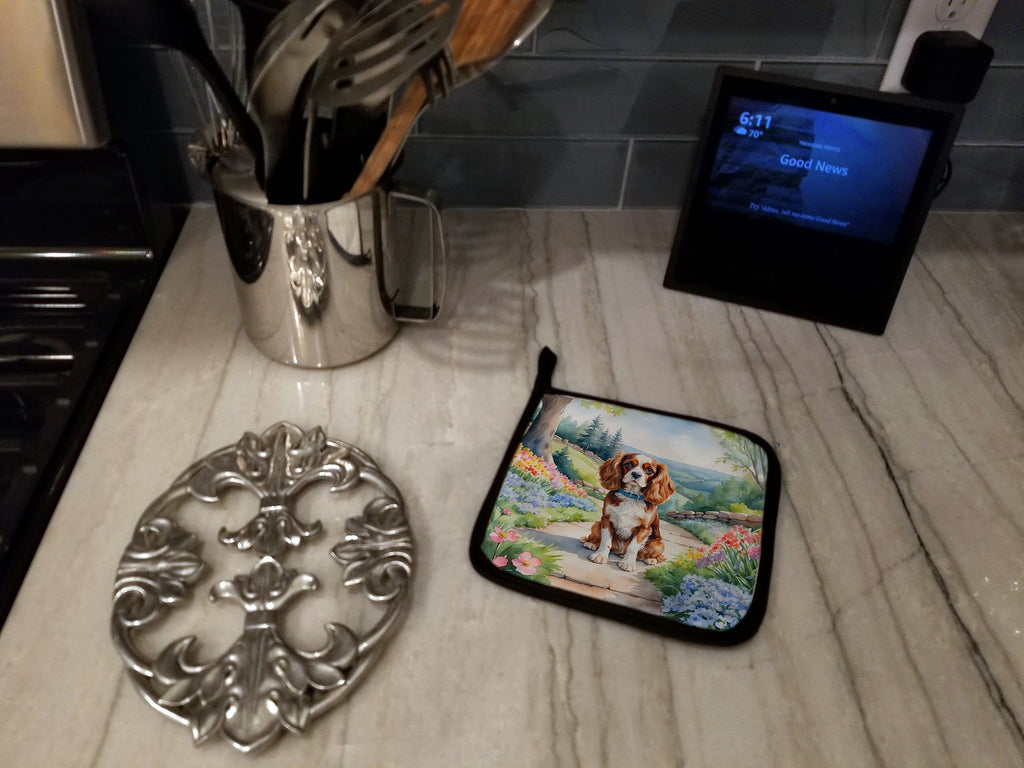 Cavalier Spaniel Spring Path Pair of Pot Holders-2