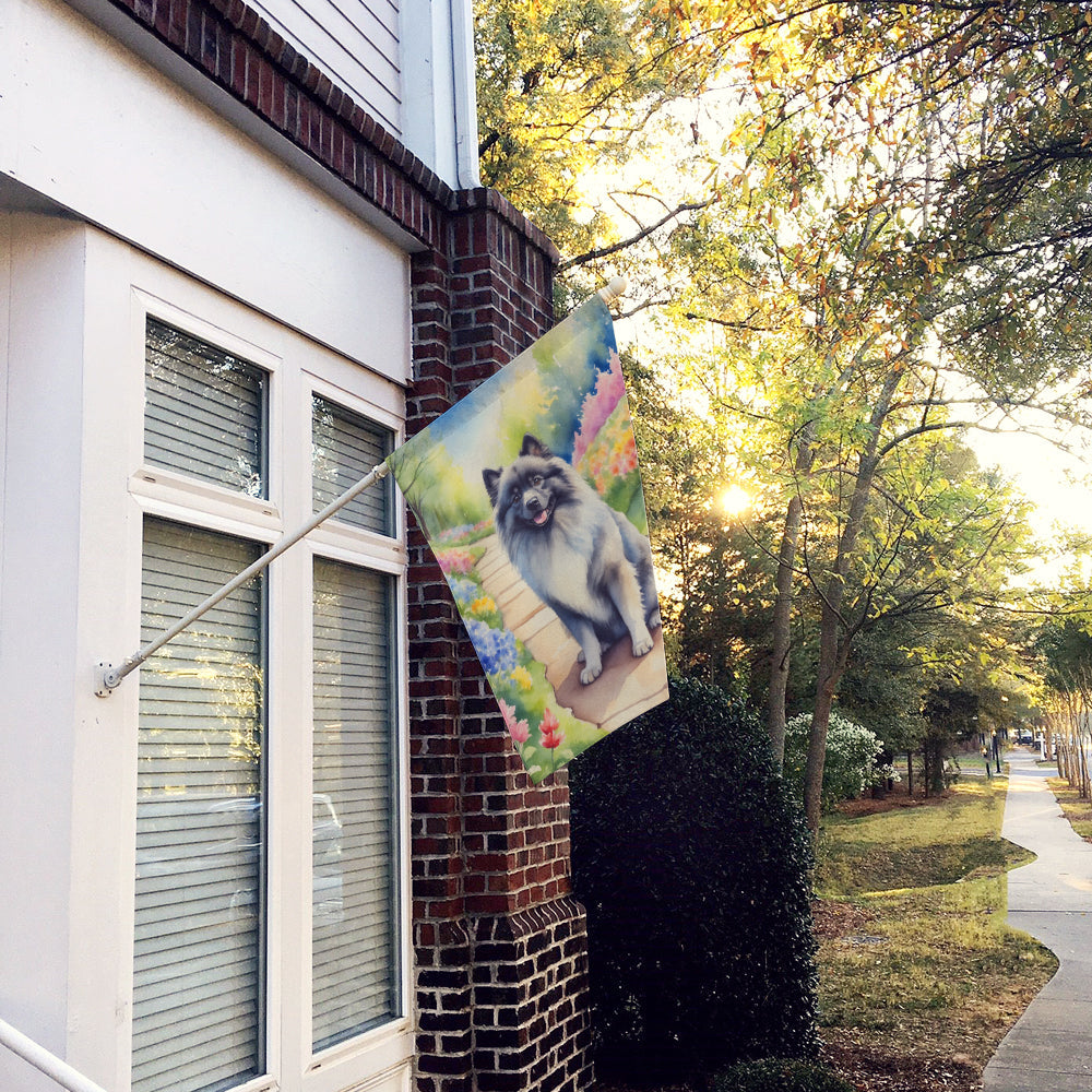 Keeshond Spring Path House Flag-1