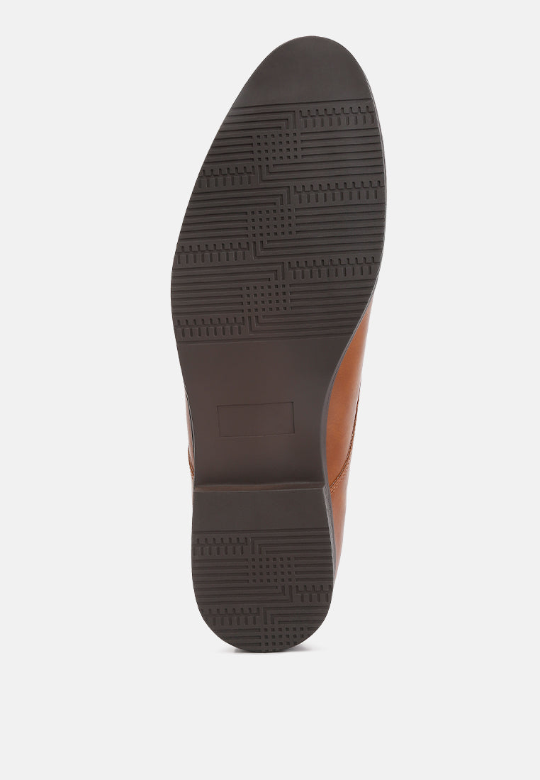 Black minimalist faux leather men's derby shoes with lace-up fastening and low block heel. — view 5