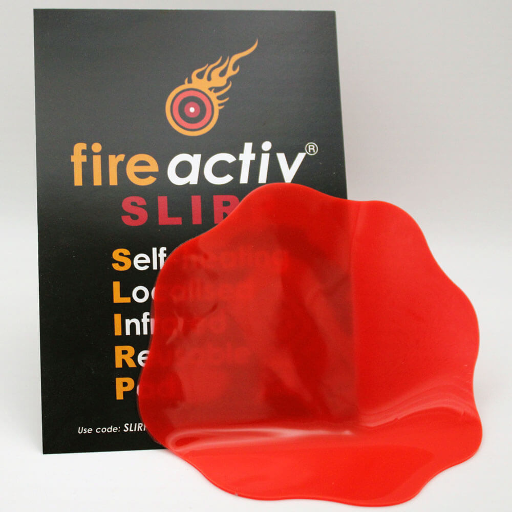 Self-heating localized infrared reusable heat pad made of food-grade silicon for targeted natural pain relief