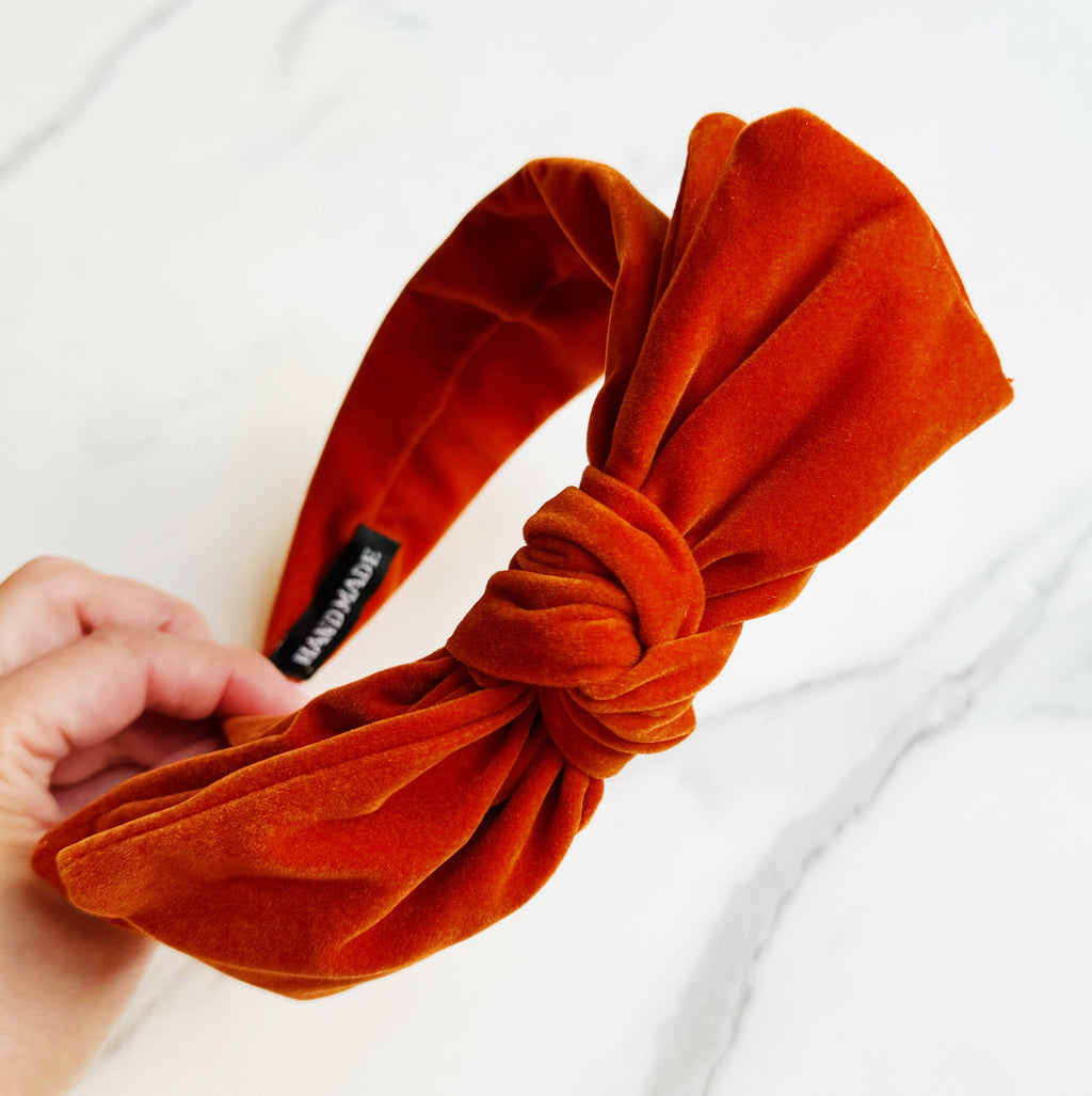 Structured velvet bow headband in a classic elegant style for sophisticated hair styling — view 3