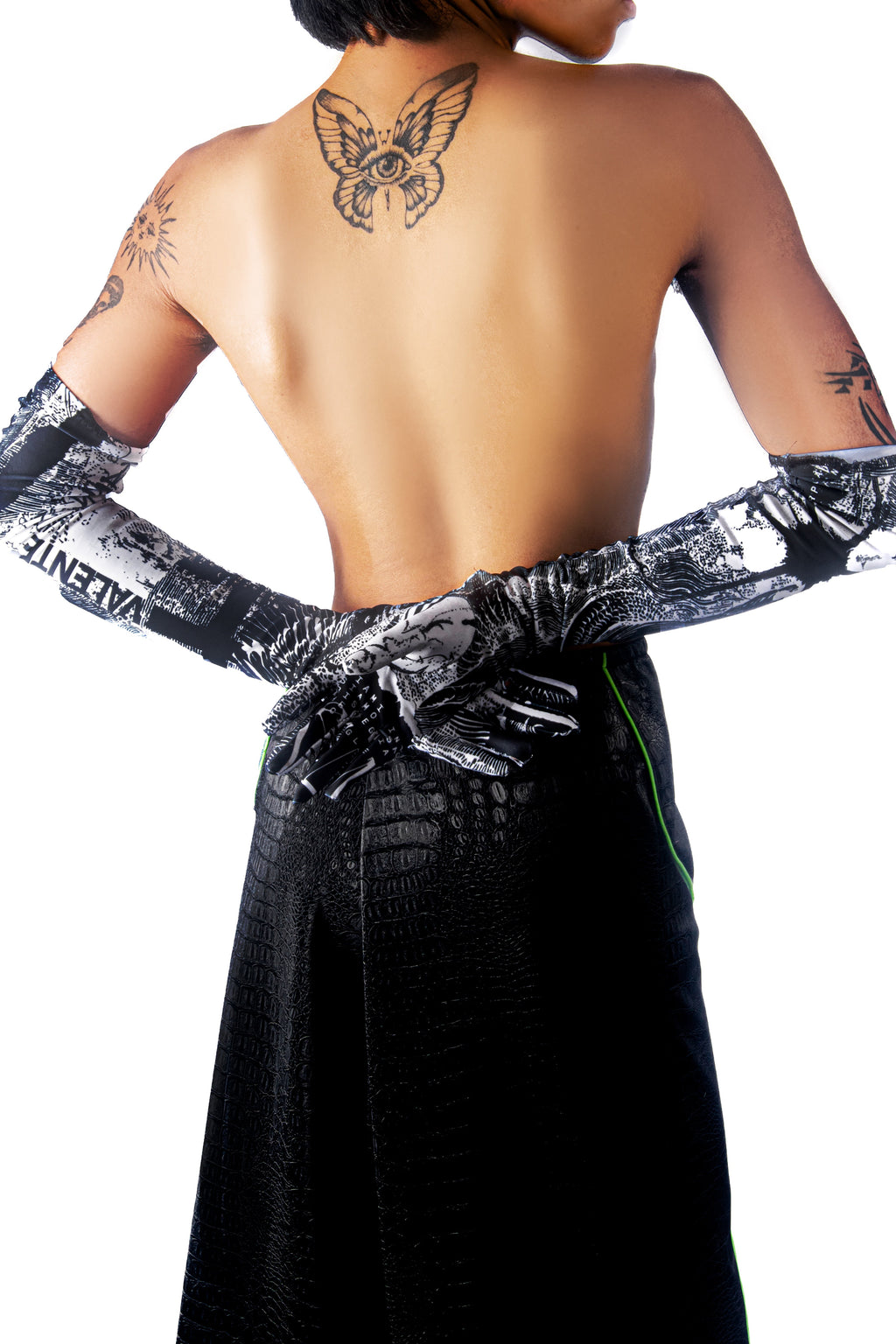 HOLY GLOVES-1