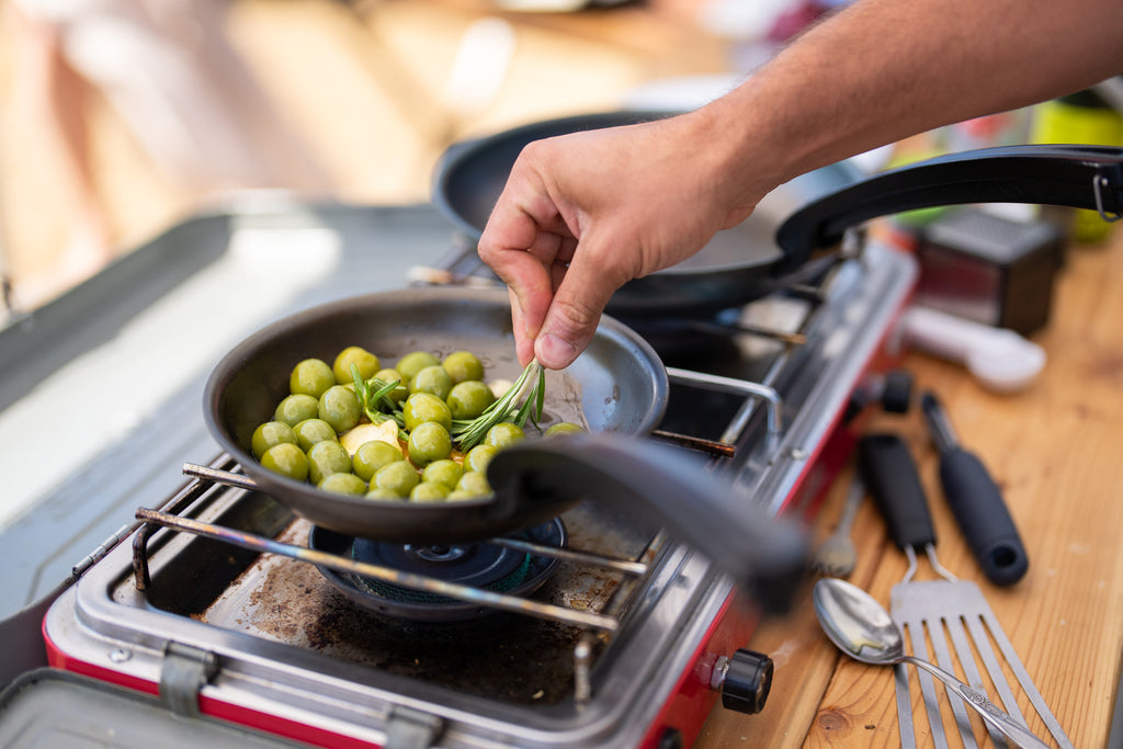 8" Everywhere Pan + Handle-4
