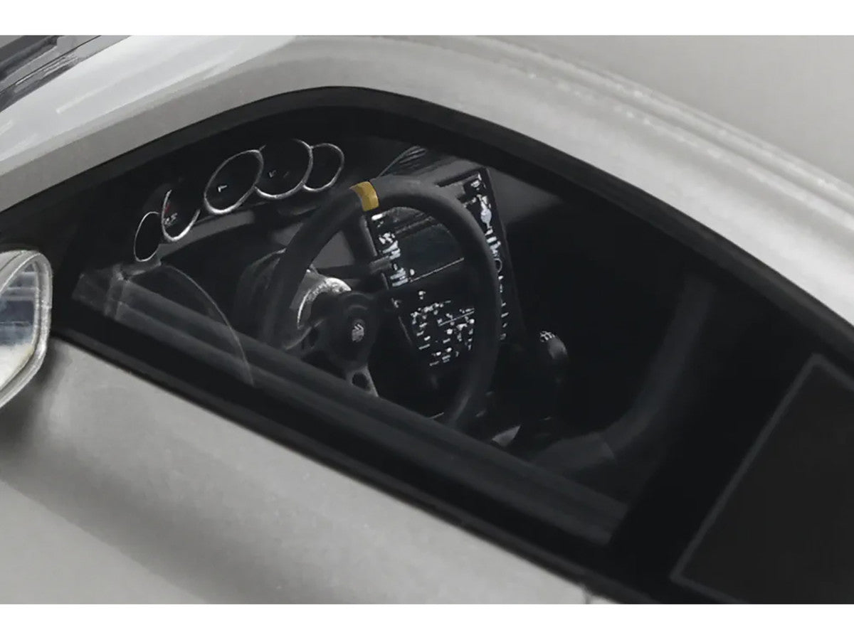 2024 Porsche 911 RWB 1/18 scale model car in silver metallic with a black hood — view 4