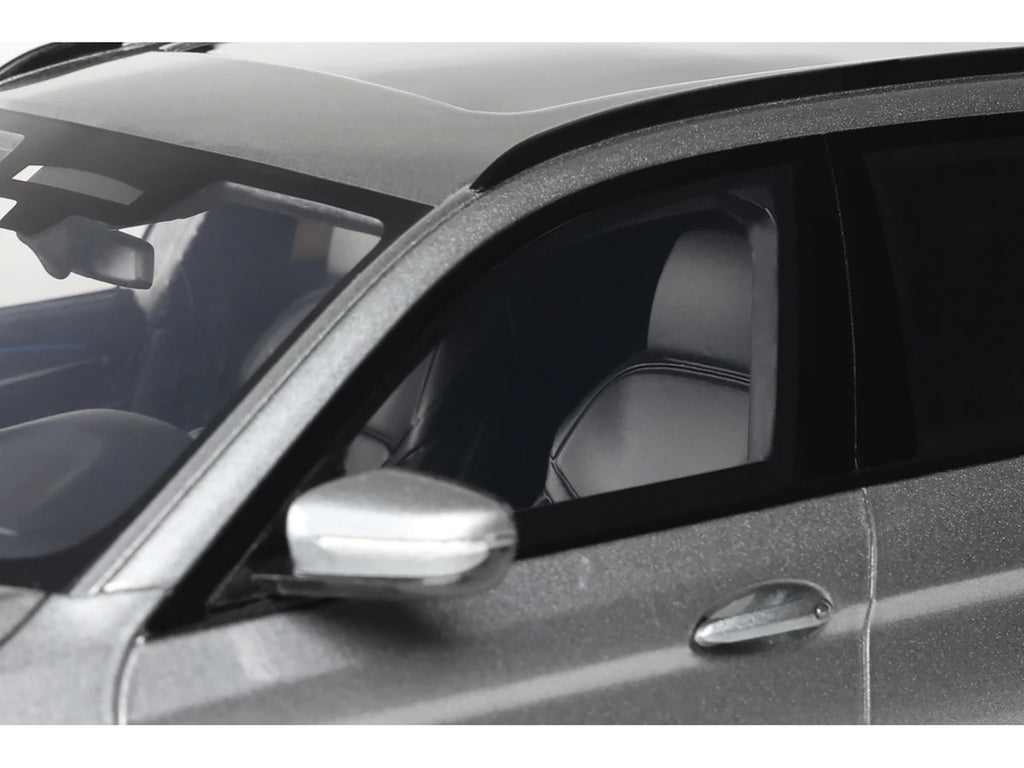 1/18 scale 2023 BMW 530E model car in silver metallic resin with highly detailed exterior — view 4
