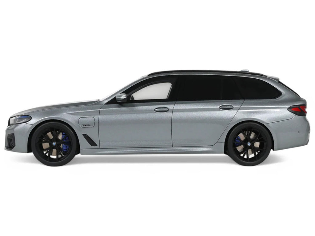 1/18 scale 2023 BMW 530E model car in silver metallic resin with highly detailed exterior