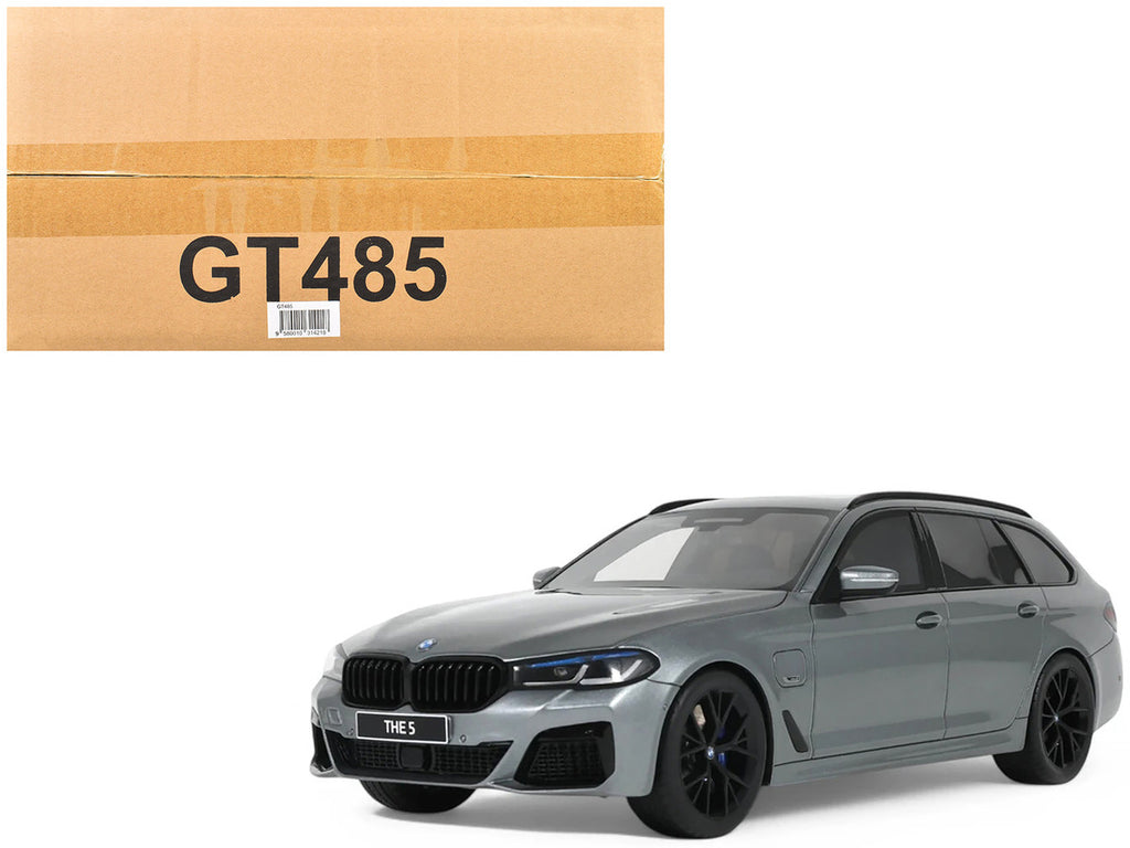 1/18 scale 2023 BMW 530E model car in silver metallic resin with highly detailed exterior — view 5