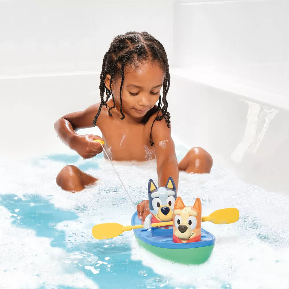 Bluey and Bingo canoe bath toy with pull string fish mechanism for kids water play — view 3