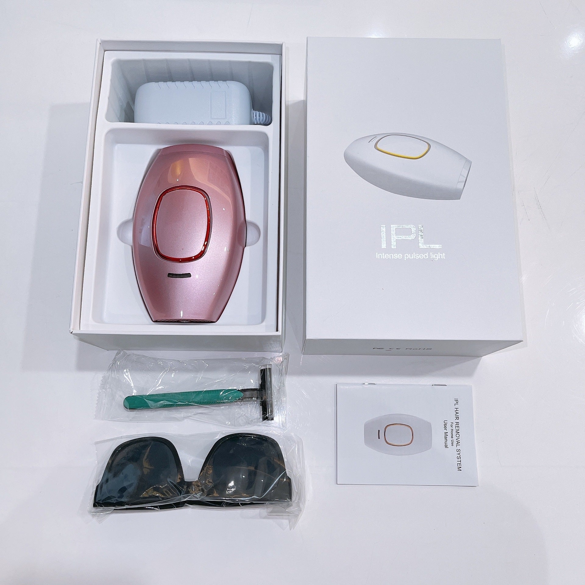 Compact cold light epilator device for at home painless hair removal and personal beauty care — view 3