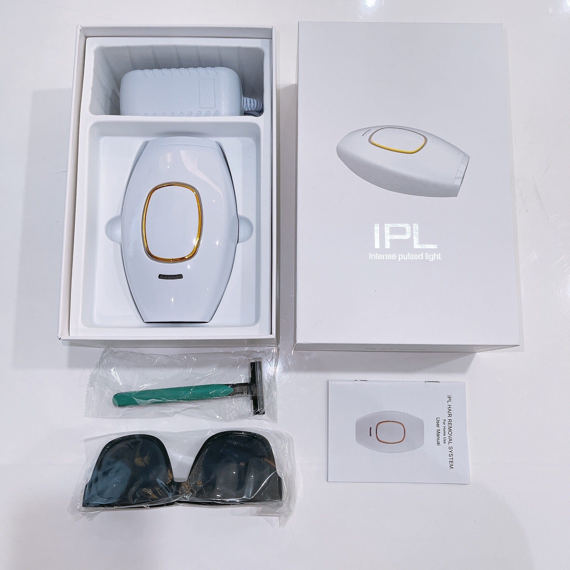 Compact cold light epilator device for at home painless hair removal and personal beauty care — view 5