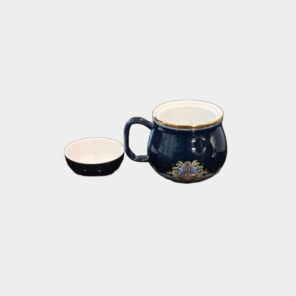 Ceramic cat tea mug with built-in strainer and travel case for loose leaf brewing — view 3
