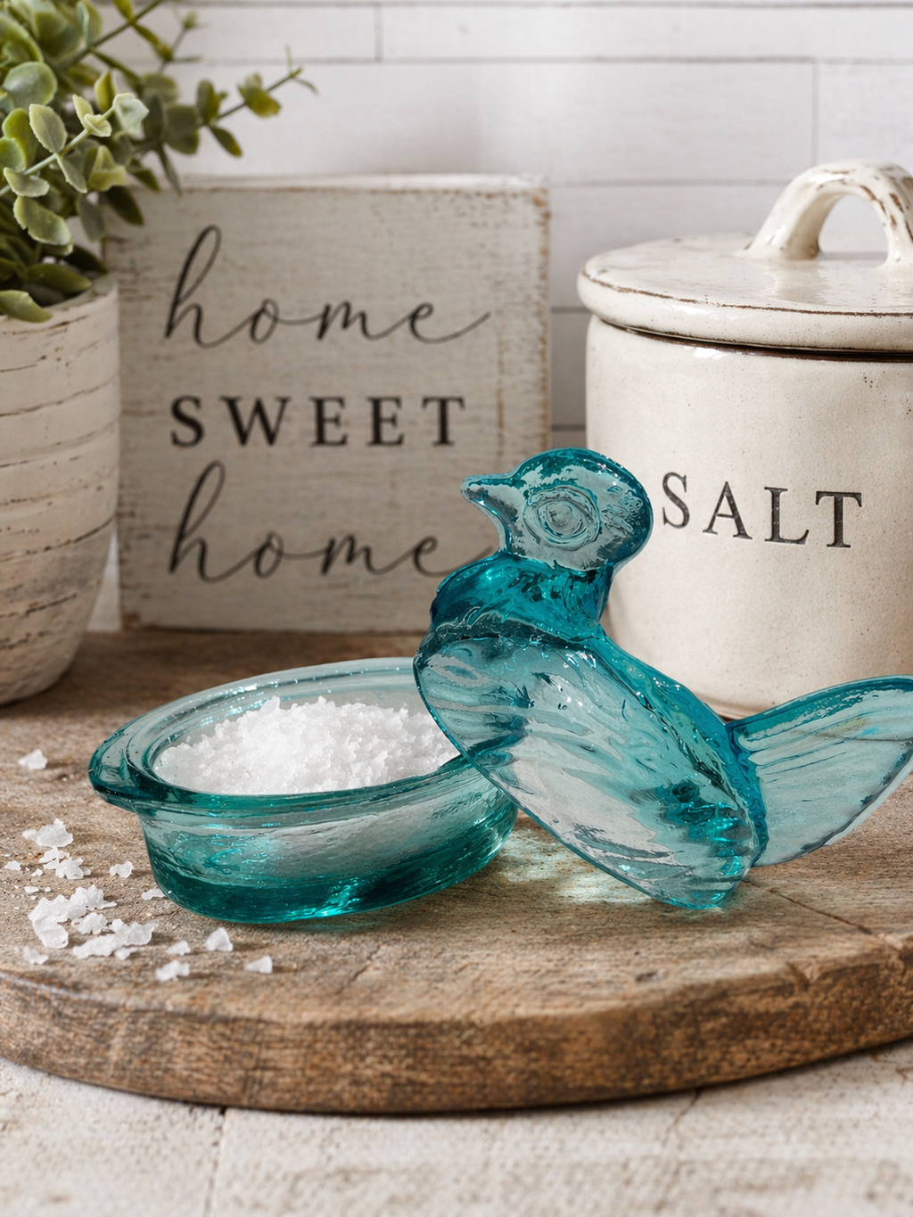 Nesting Hen Bowl & Lid - GLACIER BLUE | Hand Blown Glass - Colombia-1