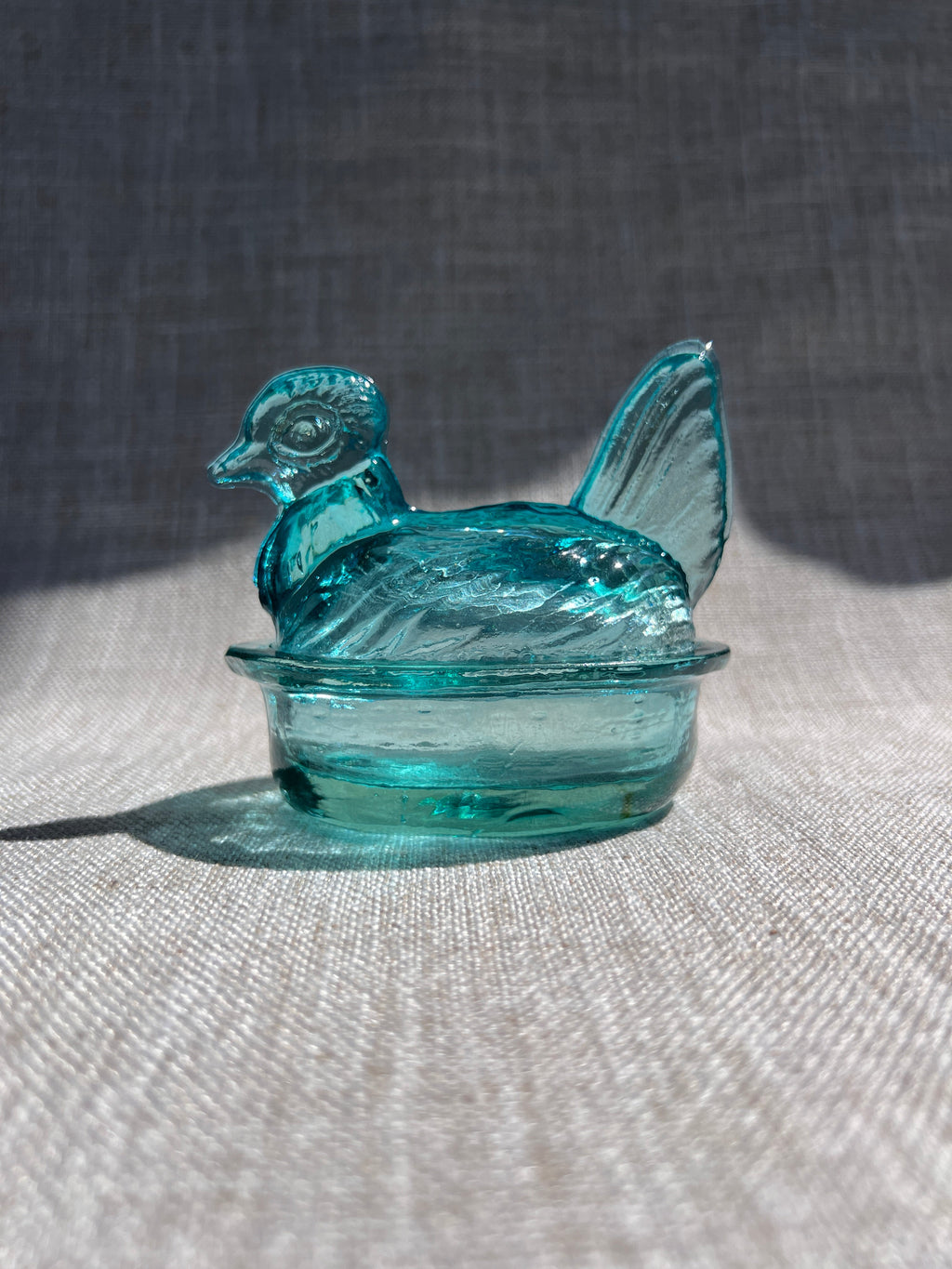 Nesting Hen Bowl & Lid - GLACIER BLUE | Hand Blown Glass - Colombia-4