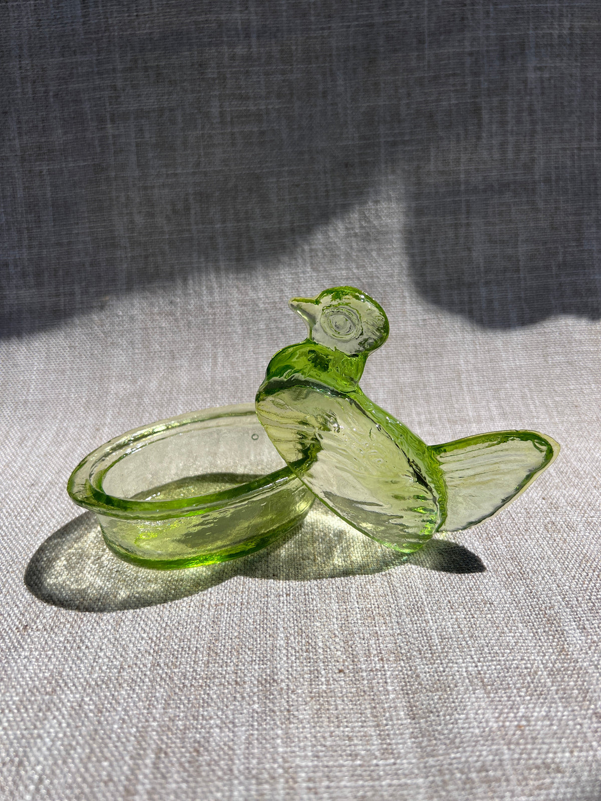 Nesting Hen Bowl & Lid - EUCALYPTUS | Hand Blown Glass - Colombia-4