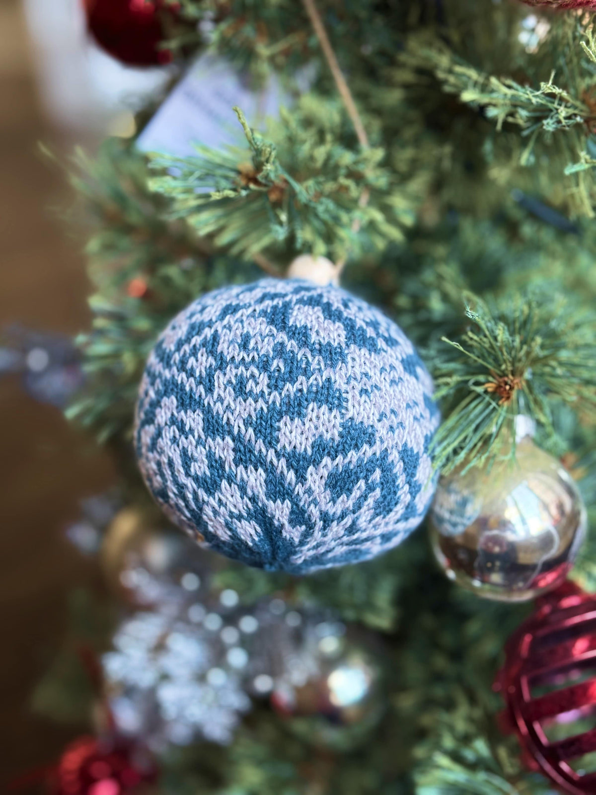 Zelta Teal Knit Christmas Ornament-1