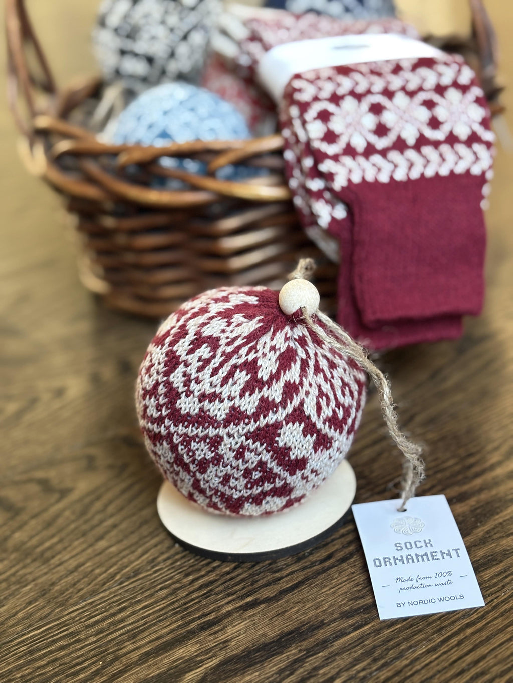 Zelta Crimson Knit Christmas Ornament-2