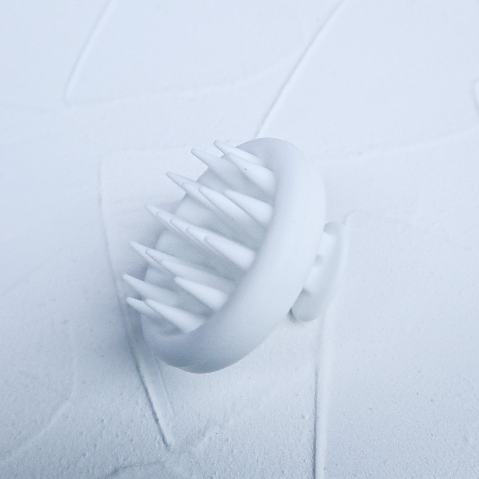 Ergonomic silicone scalp massager shampoo brush with soft bristles and grip handle — view 2