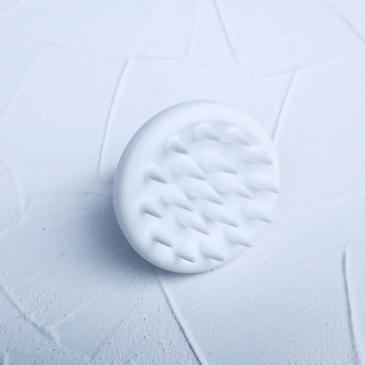 Ergonomic silicone scalp massager shampoo brush with soft bristles and grip handle — view 3