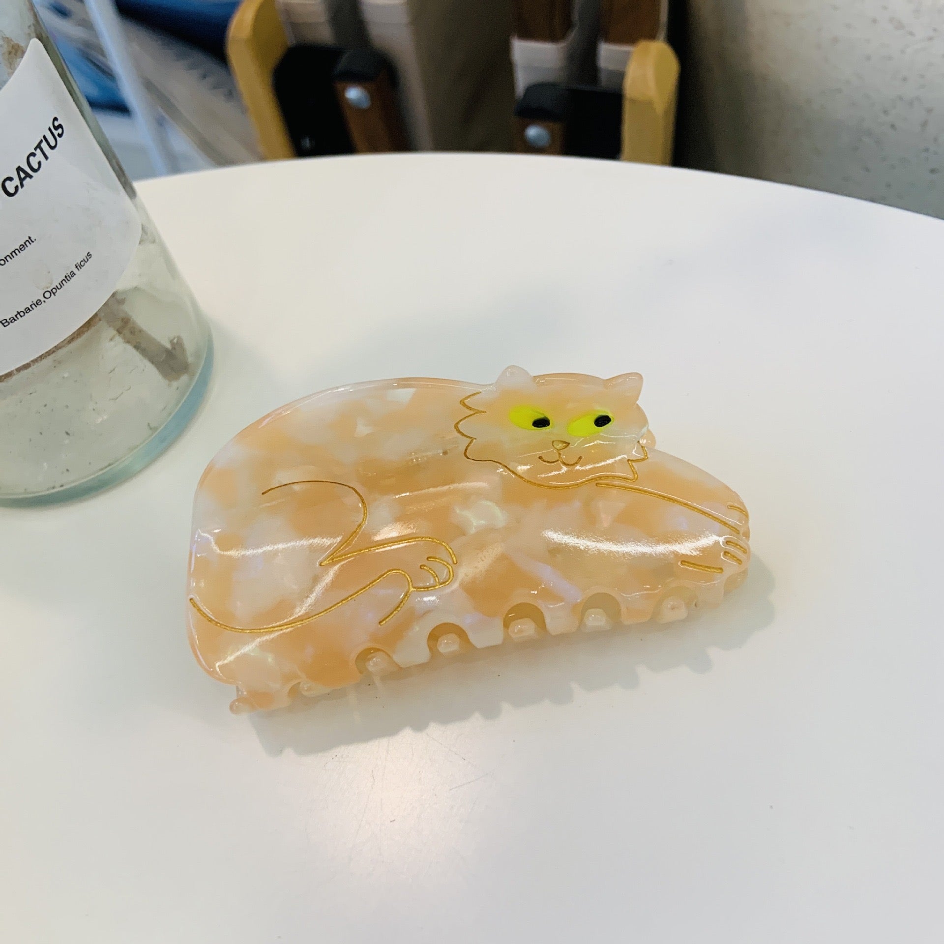 Hand-painted cat large hair claw clip made of eco-friendly cellulose acetate with double sided design — view 4