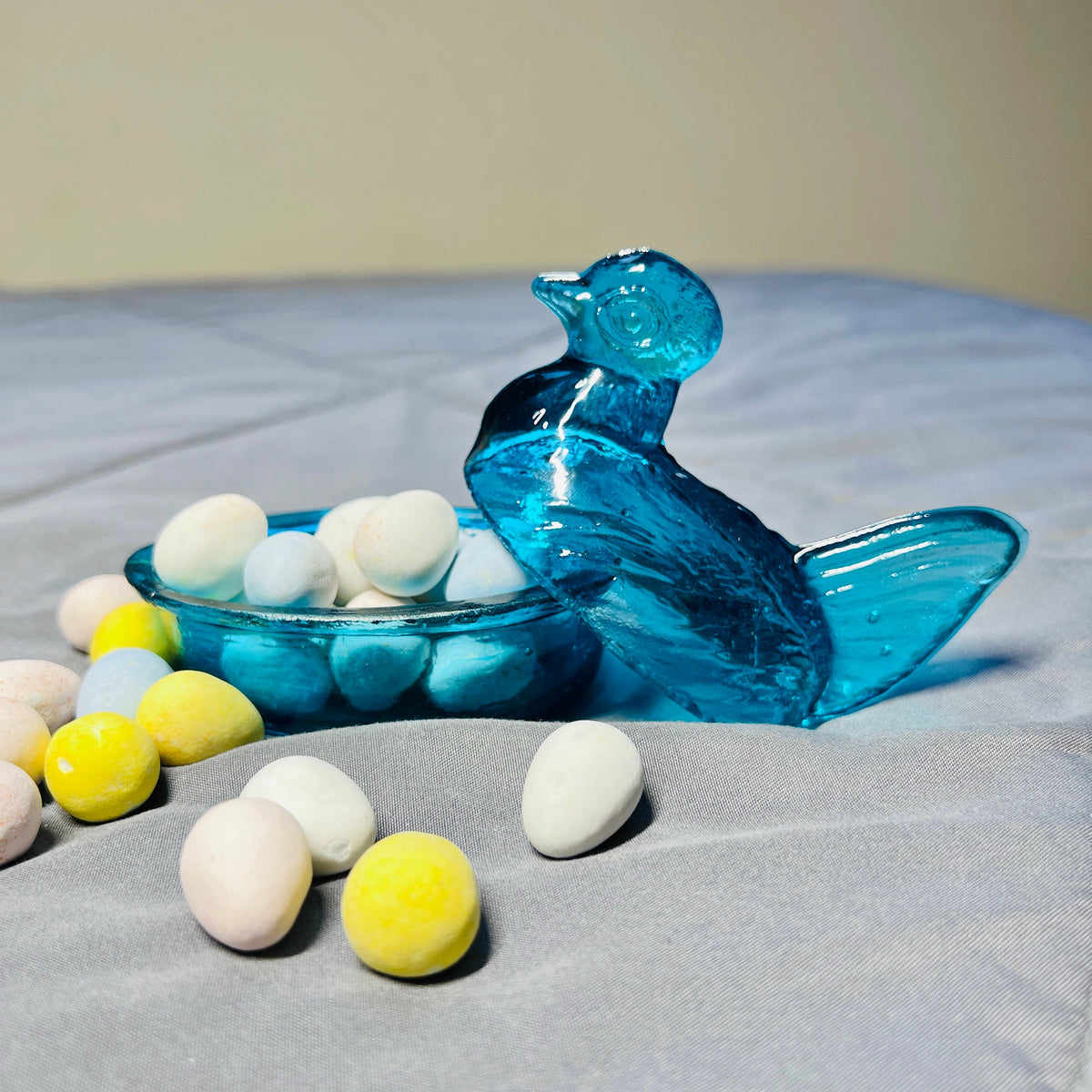 Nesting Hen Bowl & Lid -TURQUOISE | Hand Blown Glass -Colombia-3
