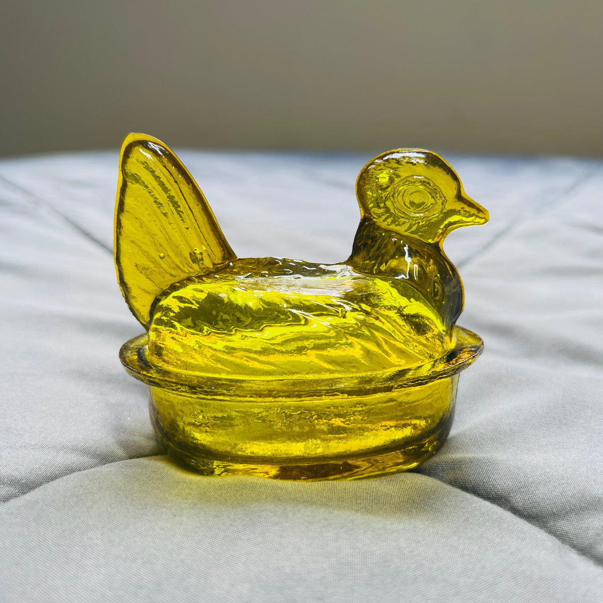 Nesting Hen Bowl & Lid - HONEY YELLOW | Hand Blown Glass - Colombia-4