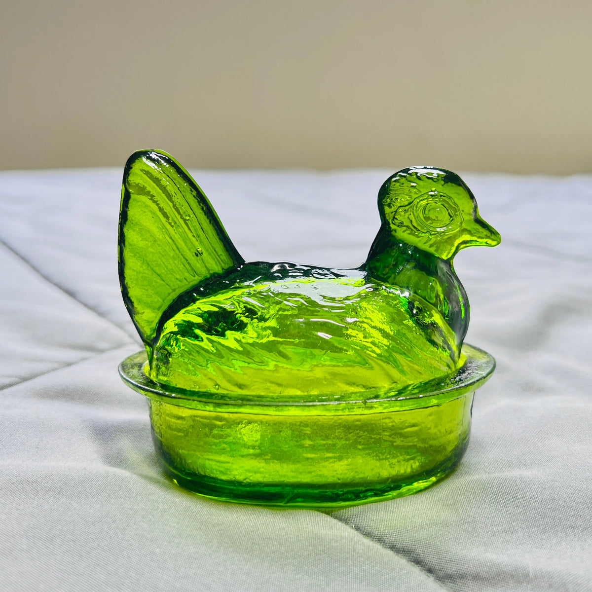 Nesting Hen Bowl & Lid - GREEN APPLE | Hand Blown Glass - Colombia-3