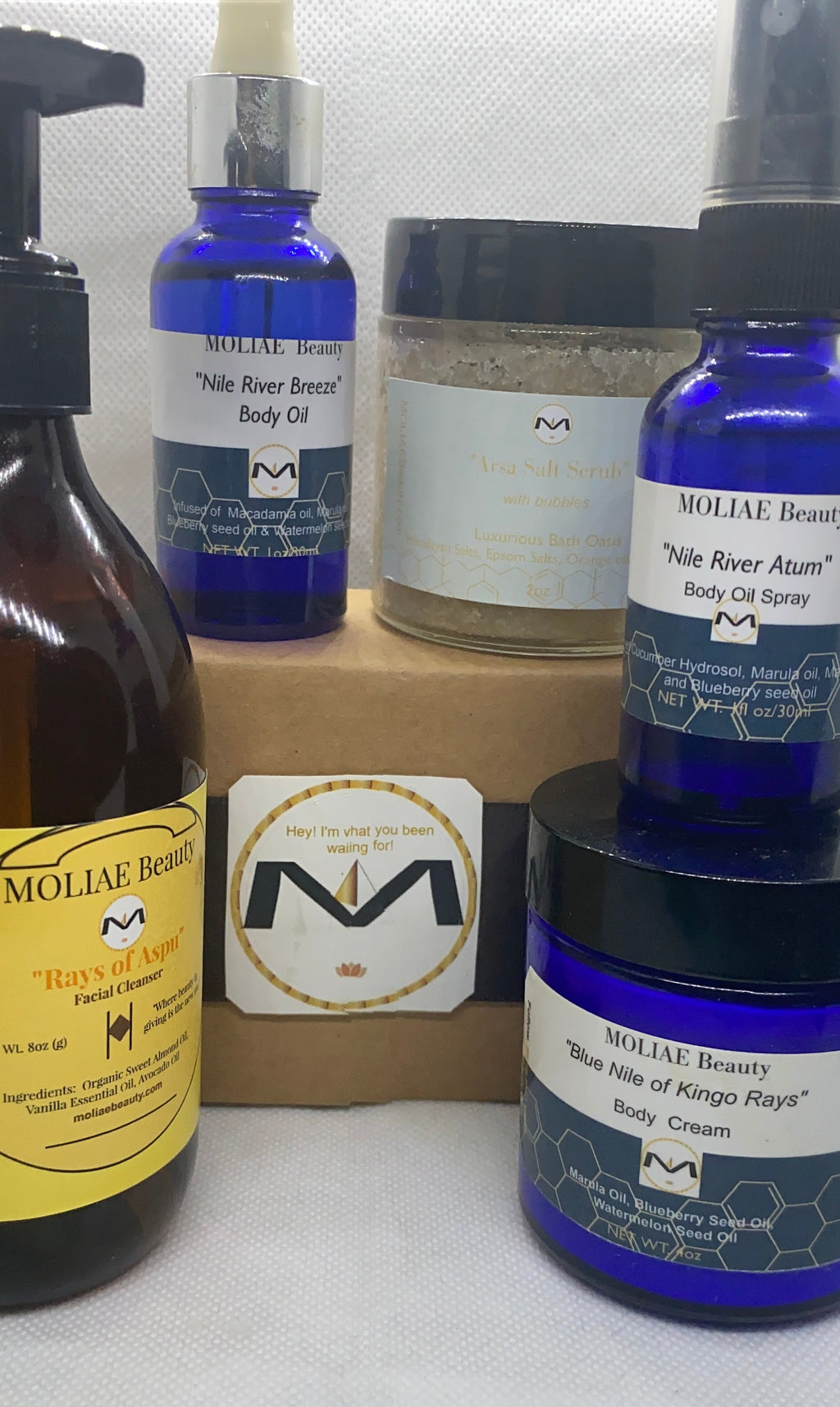 MOLIAE Royal Blue Nile self care set with body oil, face cleanser, and salt scrub — view 2