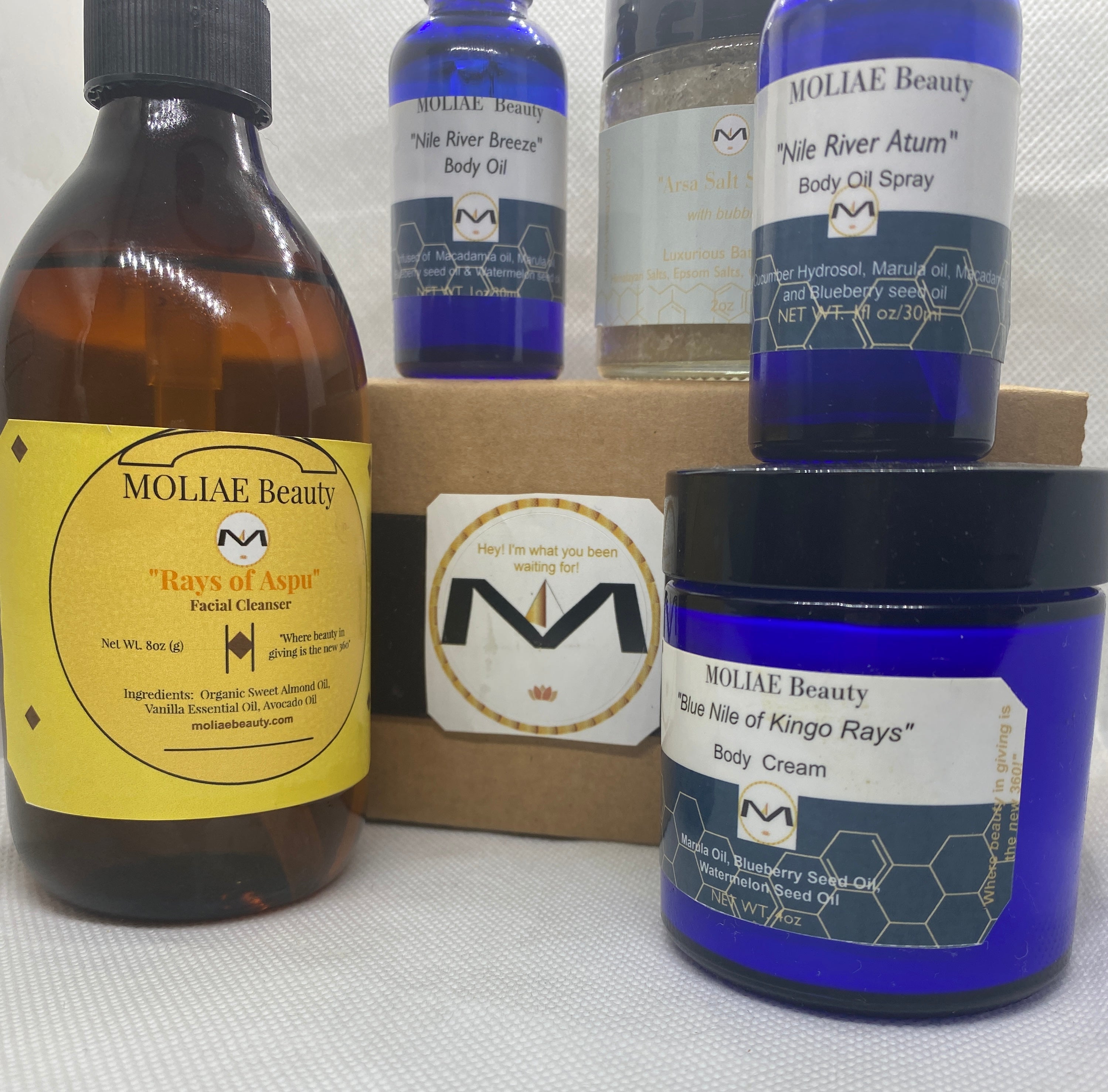 MOLIAE Royal Blue Nile self care set with body oil, face cleanser, and salt scrub — view 4