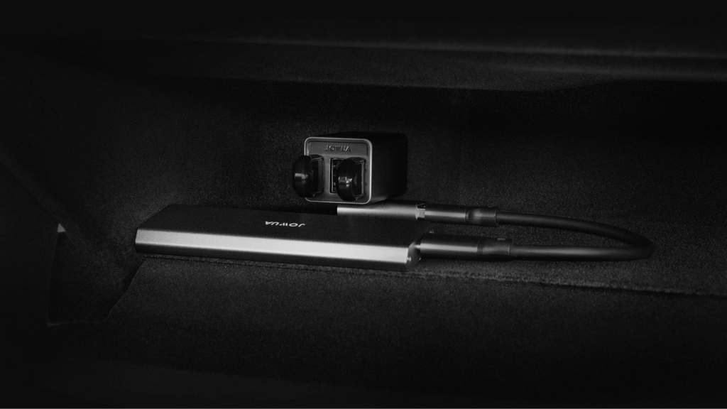 4-port car USB dashcam hub in premium metallic finish for vehicle glovebox storage and organization — view 3