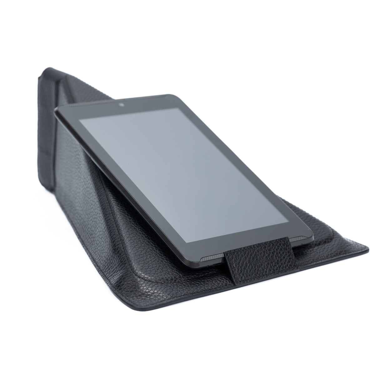 K0031AB | Genuine Leather, full grain, dollar grain Modular Tablet Case/Support. Black color. Closure with magnets. Dimensions: 22 x 31 cm. Packaging: Tnt bag.-4