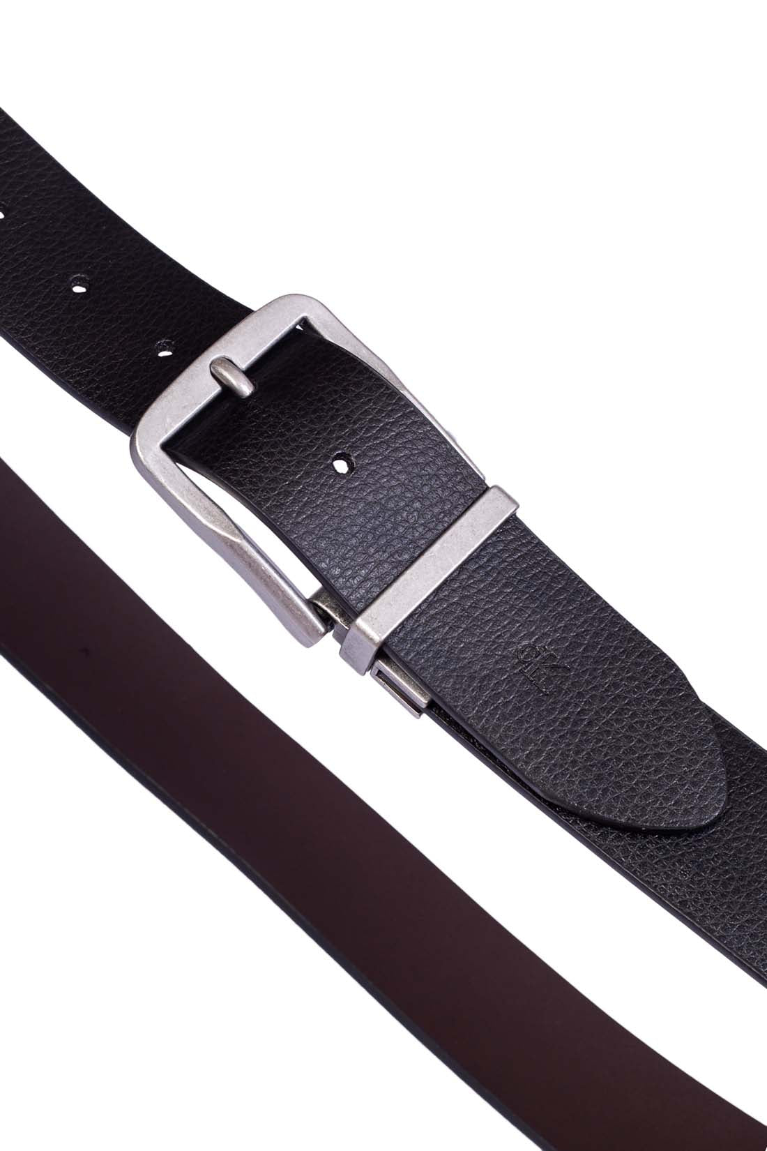 Men's essential leather belt in black cowhide with a satin finish metal square logo buckle — view 8