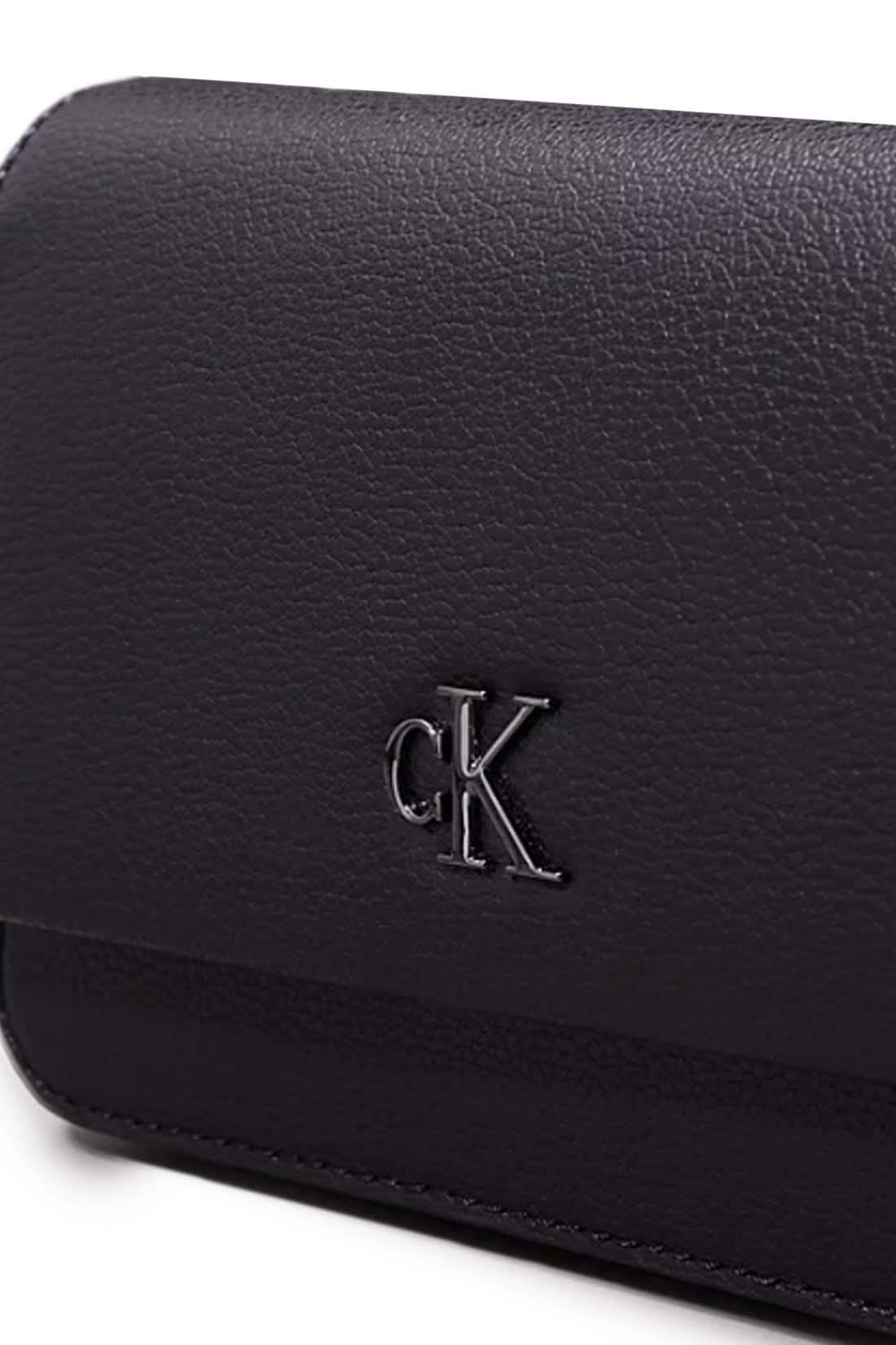 Black faux-leather women's wallet bag with chain shoulder strap and front monogram plaque — view 2