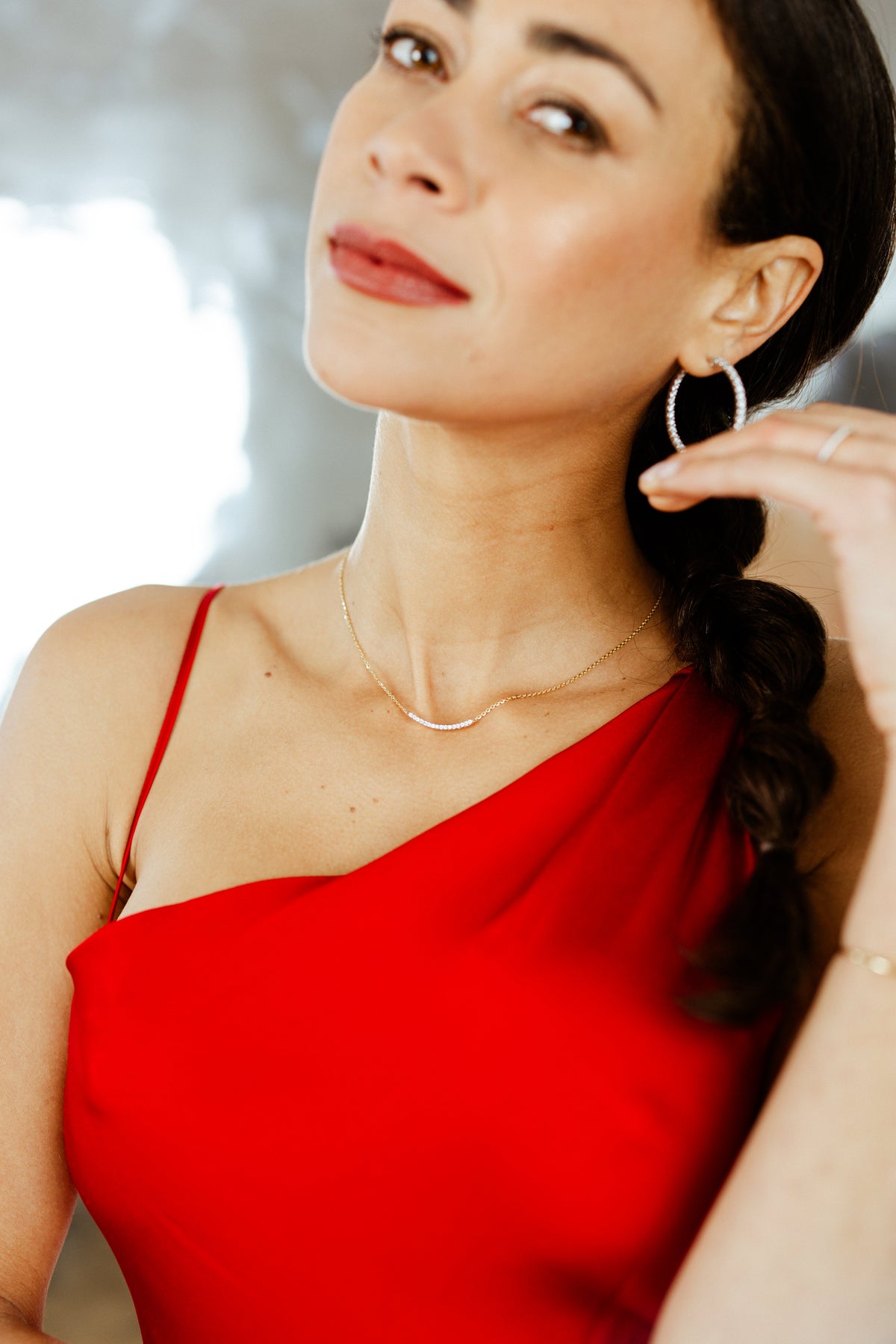 Danielle Curve Bar Necklace-3