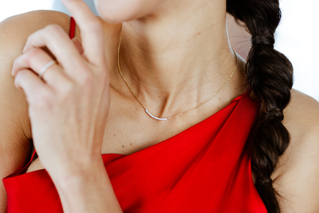 Danielle Curve Bar Necklace-1