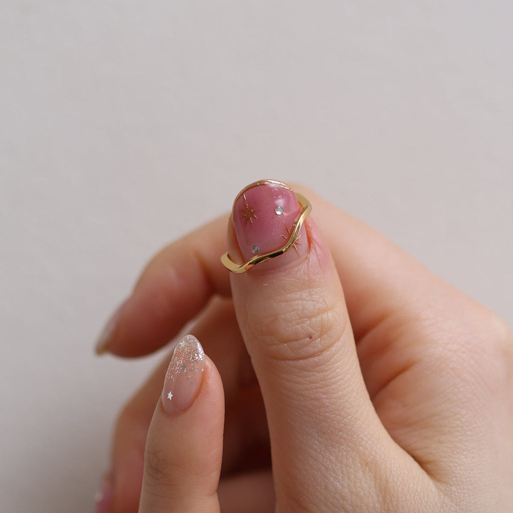 Minimalist Wave Ring-1