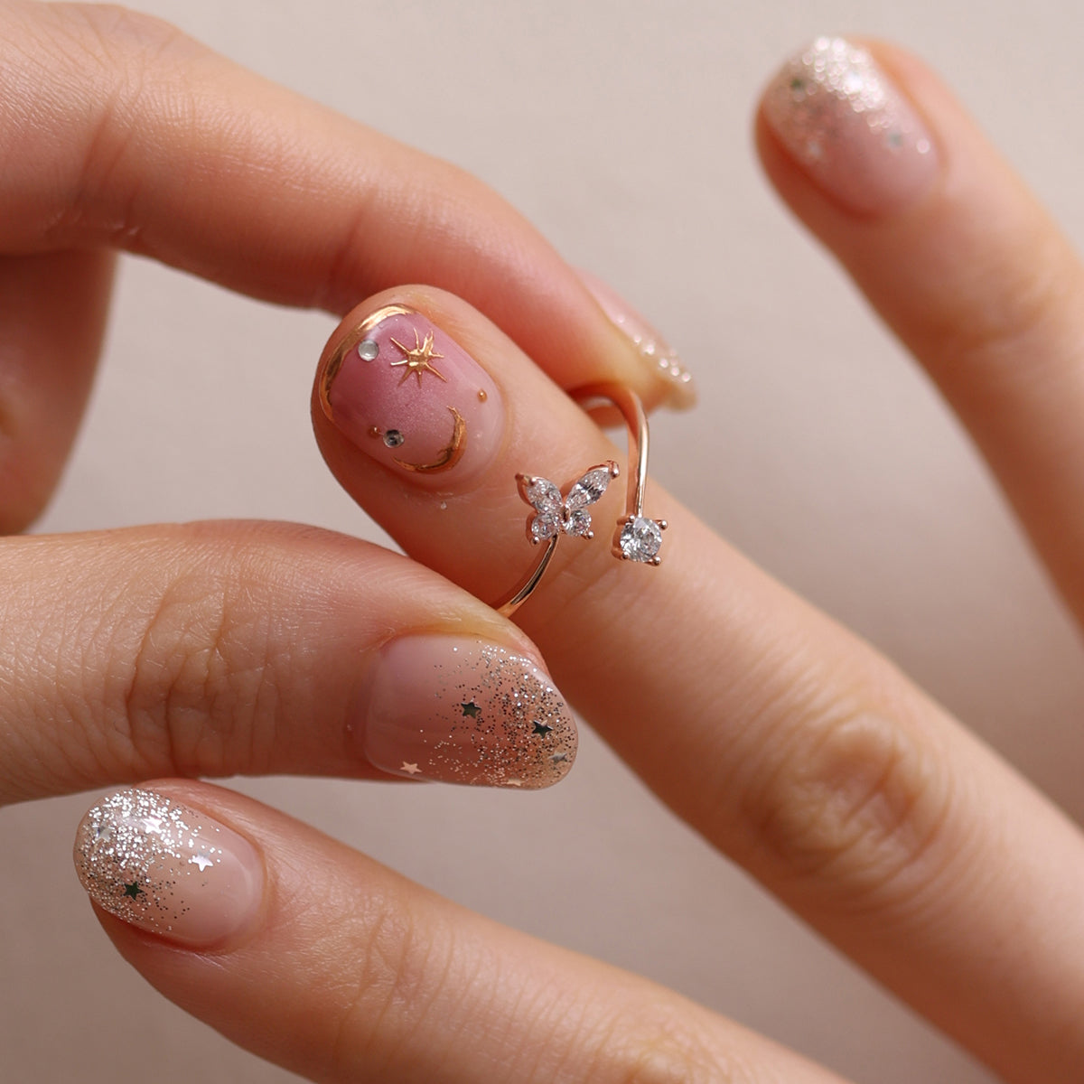 Butterfly cubic ring-3