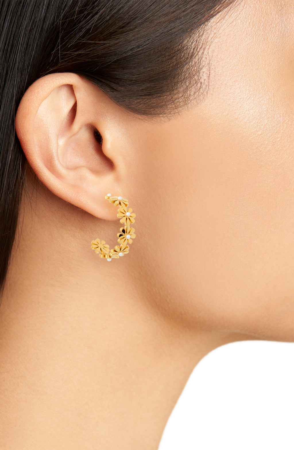 Daisy Hoop Earrings-1
