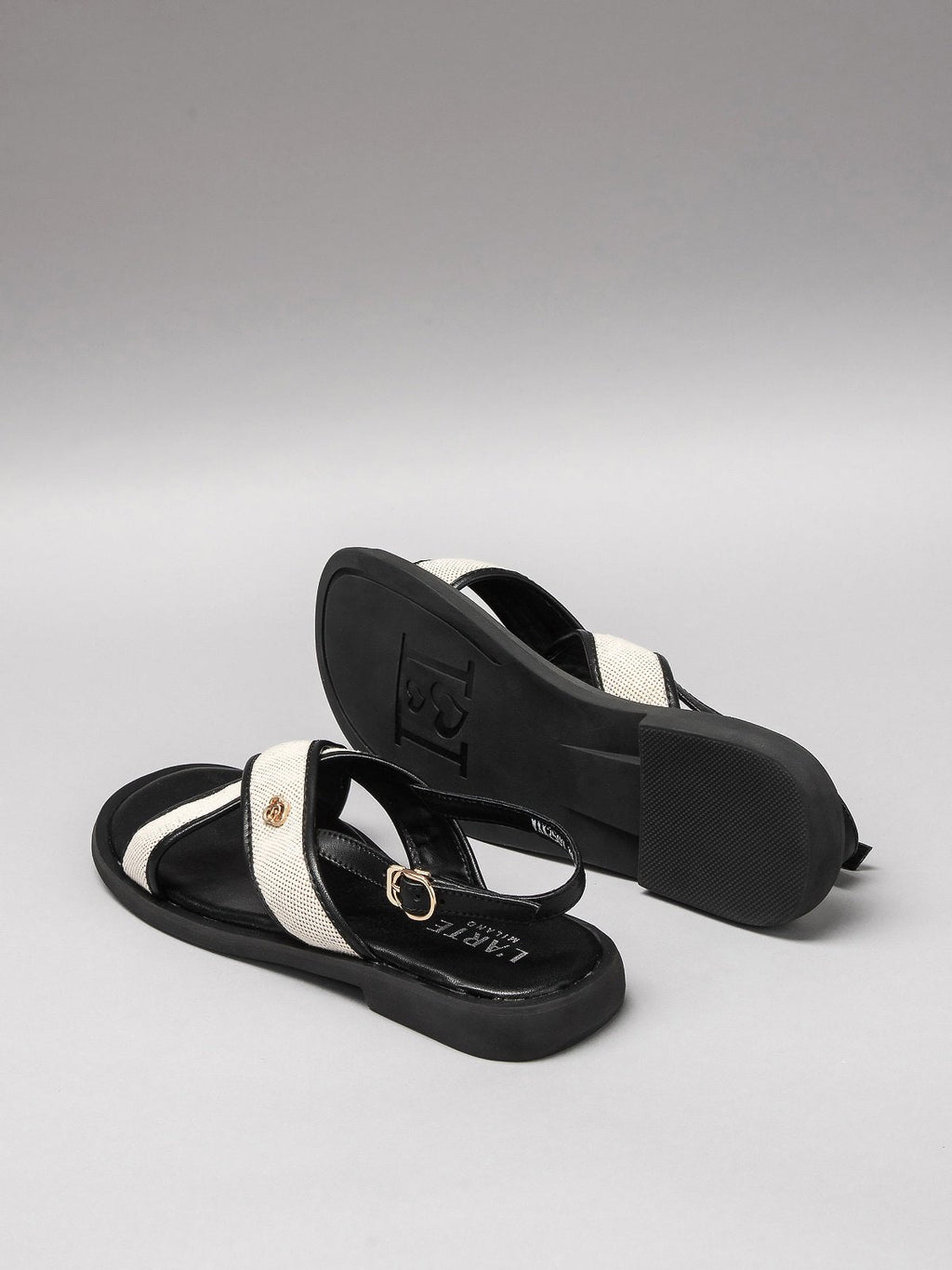 Elegant black leather women's sandals by L'ARTE MILANO, featuring comfortable textile details and supportive soles. — view 3