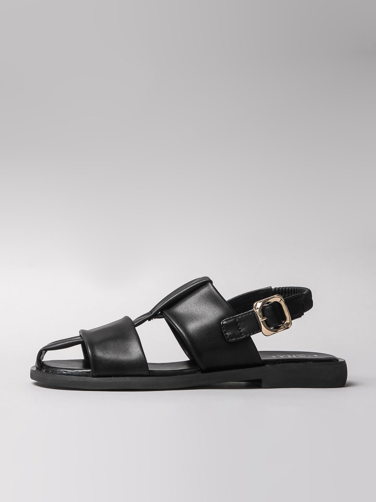 Women's black sandals by L'ARTE MILANO featuring an elegant design and durable synthetic sole