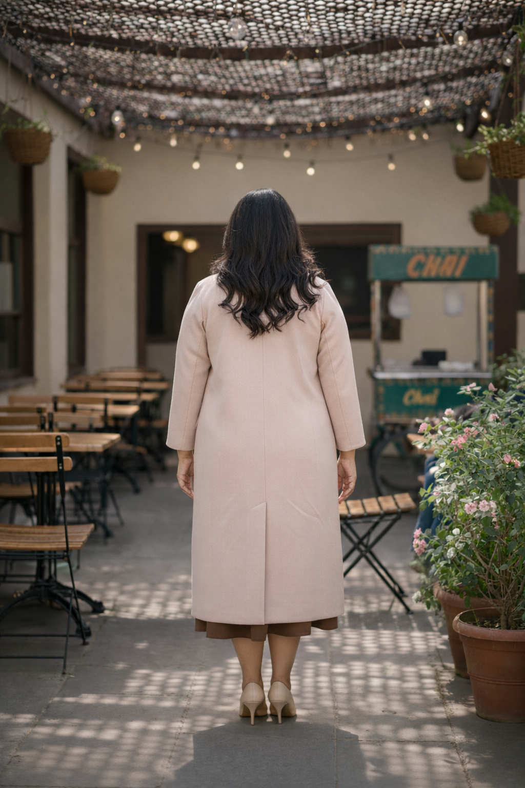 Plus size dust pink cotton slub longline blazer for women featuring single breasted button closure — view 5
