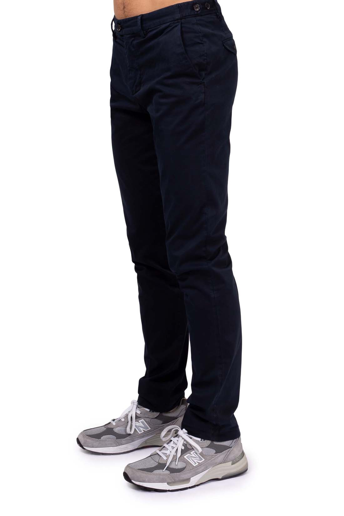 Men's slim fit navy blue chinos in stretch cotton with adjustable waist tabs and pockets — view 48