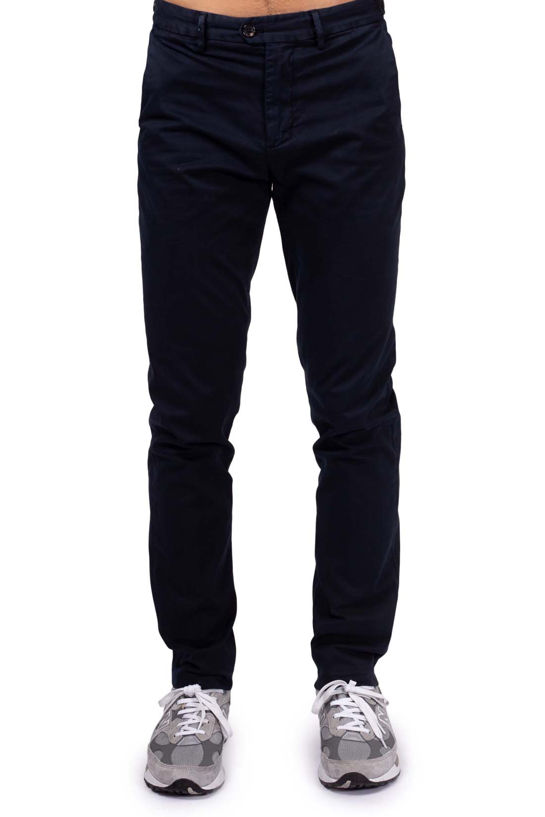Men's slim fit navy blue chinos in stretch cotton with adjustable waist tabs and pockets — view 34