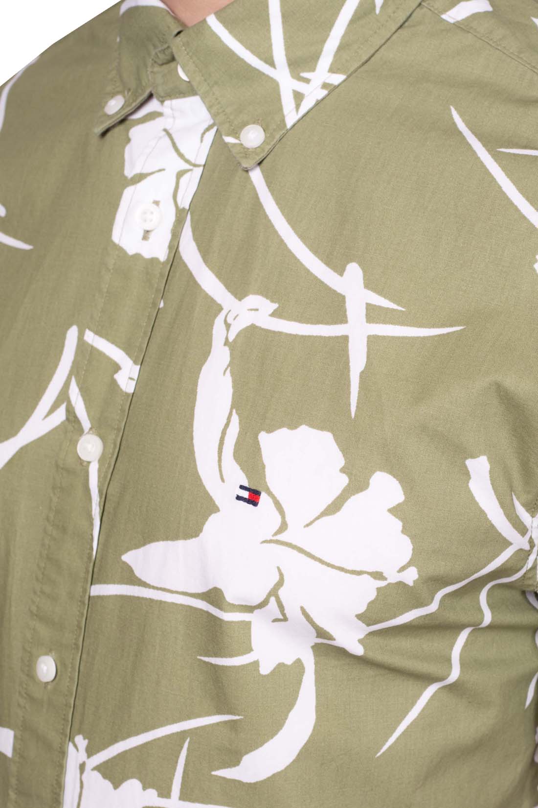 Men's short sleeve cotton button-down shirt featuring a vibrant tropical print and rounded hem. — view 17